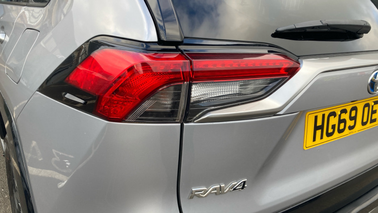 Toyota RAV4 2.5 VVT-i Hybrid Dynamic 5dr CVT 2WD Hybrid Estate